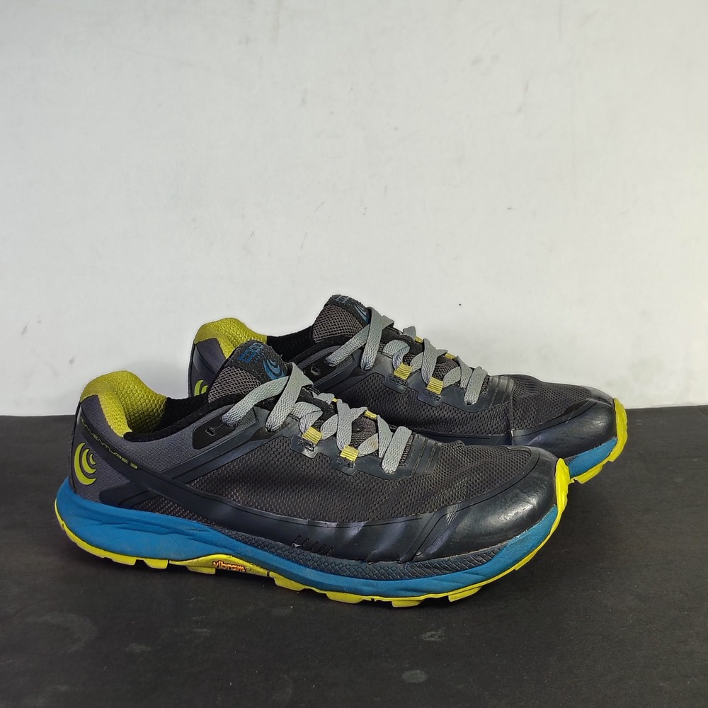Topo Athletic Runventure 3 Womens 9 Trail Running Shoes Grey Green Vibram Sole